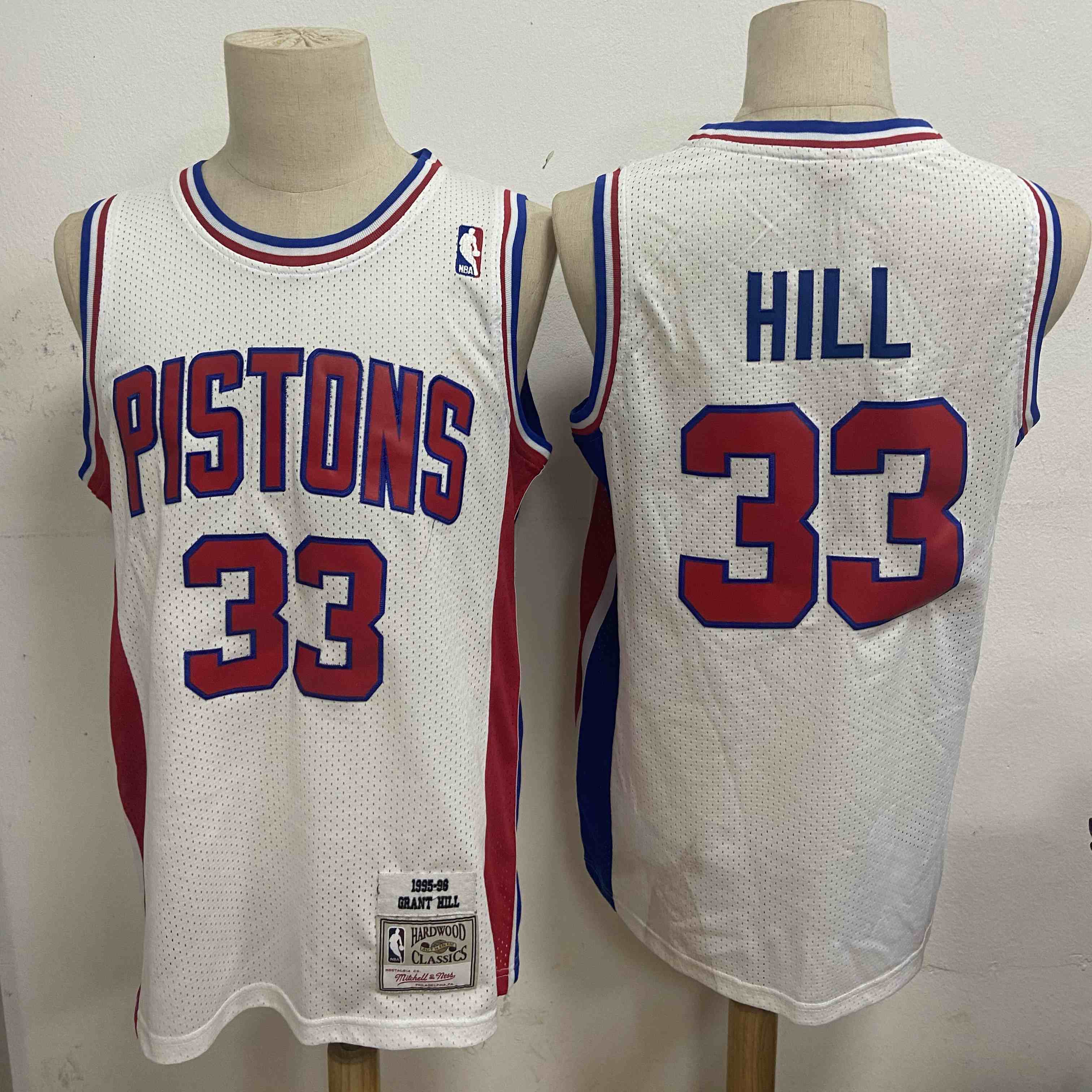 Men's Detroit Pistons #33 Grant Hill White 1995-96 Hardwood Classics Jersey
