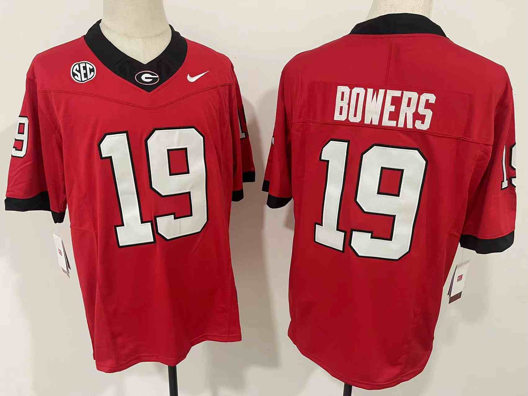 Men's Georgia Bulldogs #19 Brock Bowers Red Stitched Football Jersey