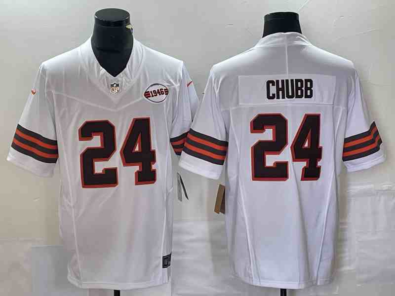 Men's Cleveland Browns #24 Nick Chubb White 2023 F.U.S.E. 1946 Collection Vapor Untouchable Limited Football Stitched Jersey