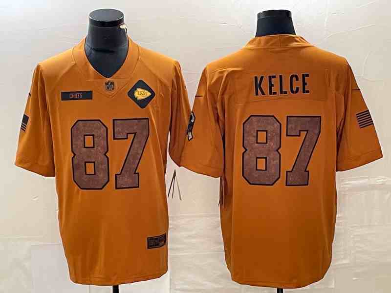 Men’s Kansas City Chiefs #87 Travis Kelce 2023 Brown Salute To Service Limited Stitched Jersey