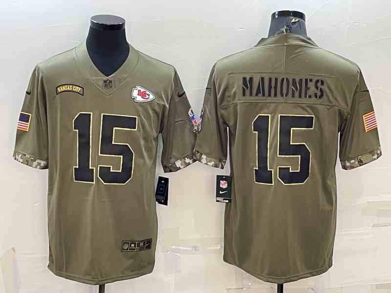 Men's Kansas City Chiefs #15 Patrick Mahomes 2022 Olive Salute To Service Limited Stitched Jersey