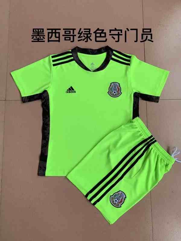 Mexico GK green Kit 2021