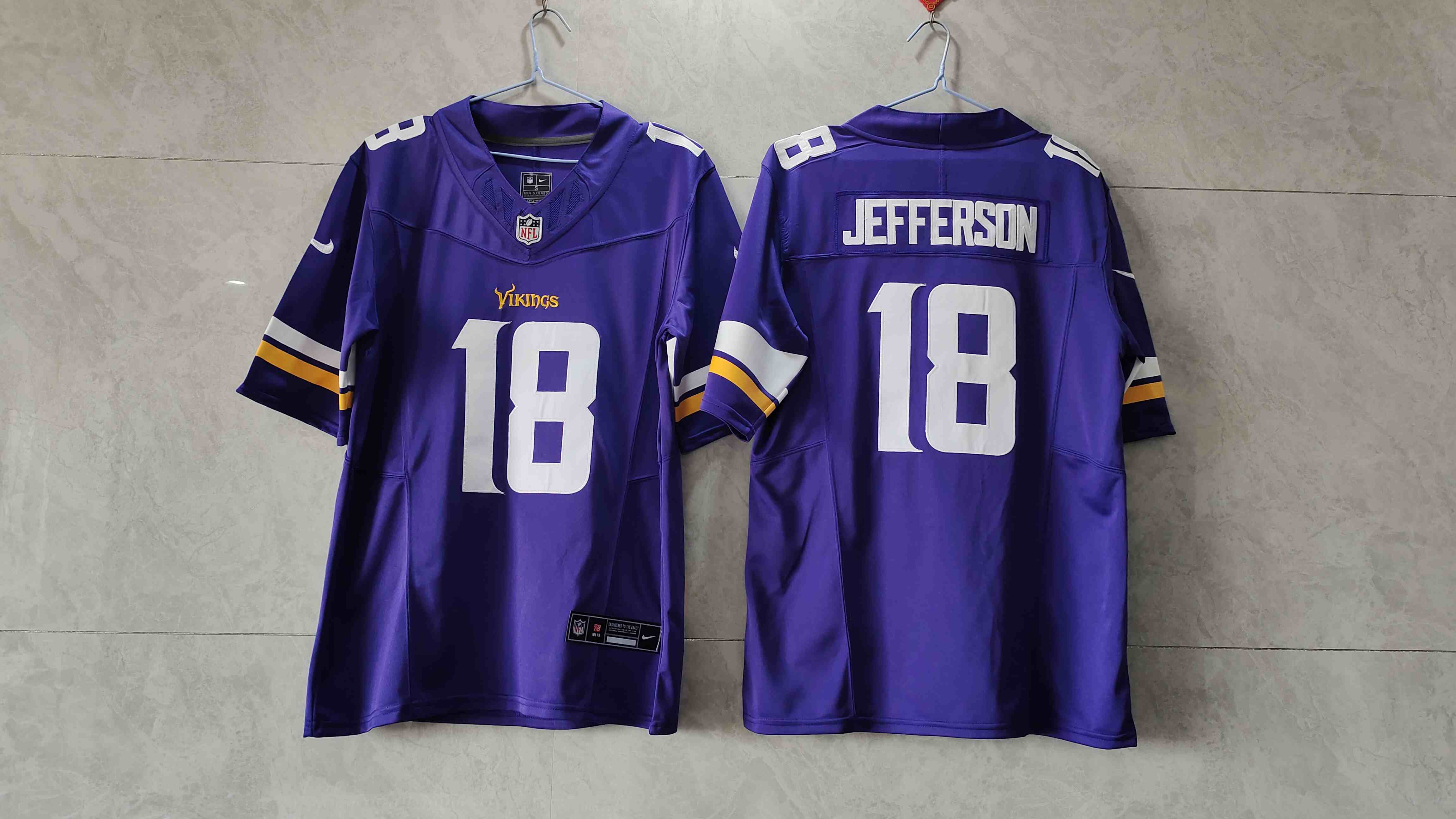 Men's Minnesota Vikings #18 Justin Jefferson Purple 2023 FUSE Vapor Limited Throwback Stitched Jersey