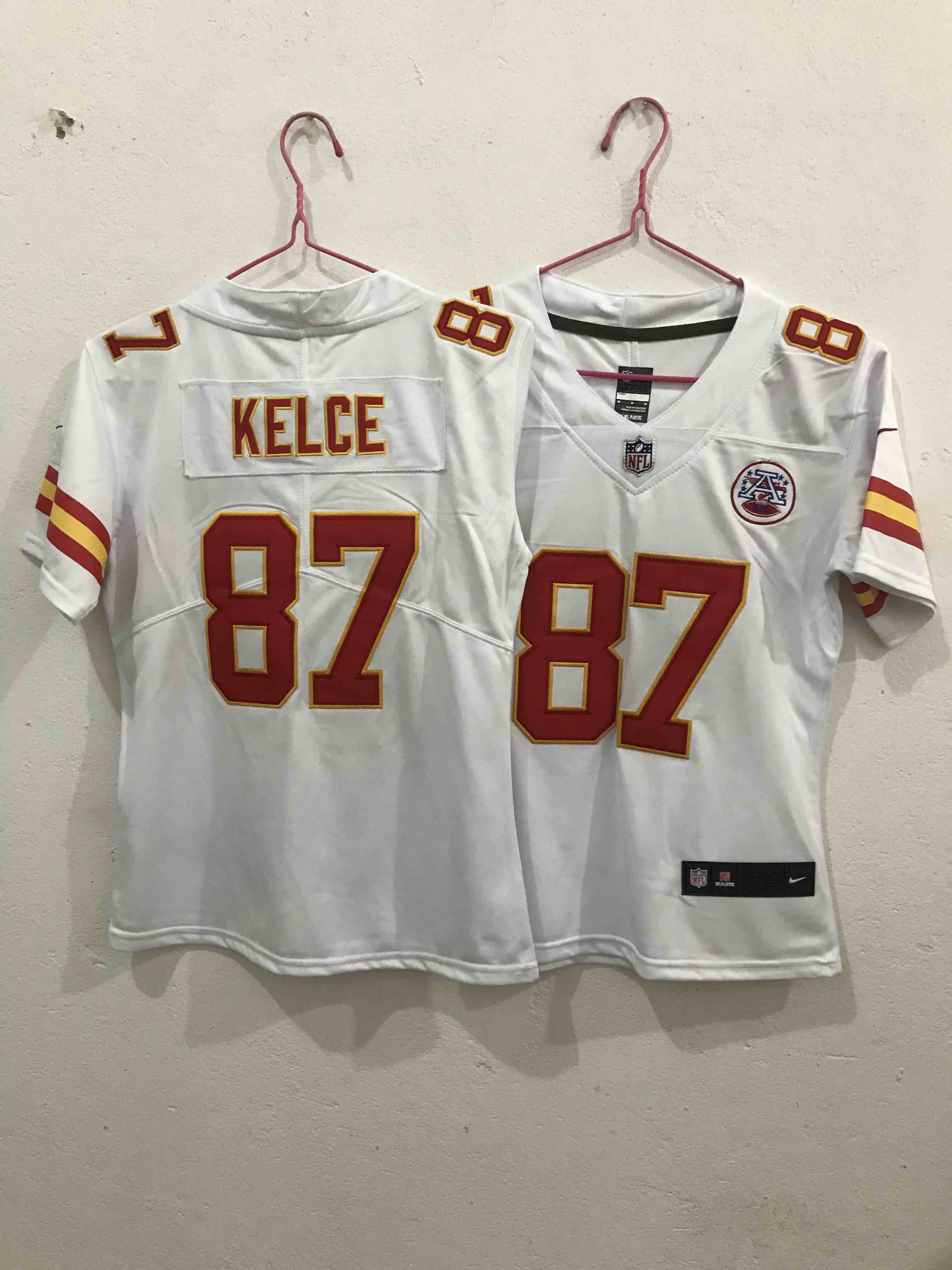 Women's Kansas City Chiefs #87 Travis Kelce White Vapor Untouchable Red Limited Stitched Football Jersey