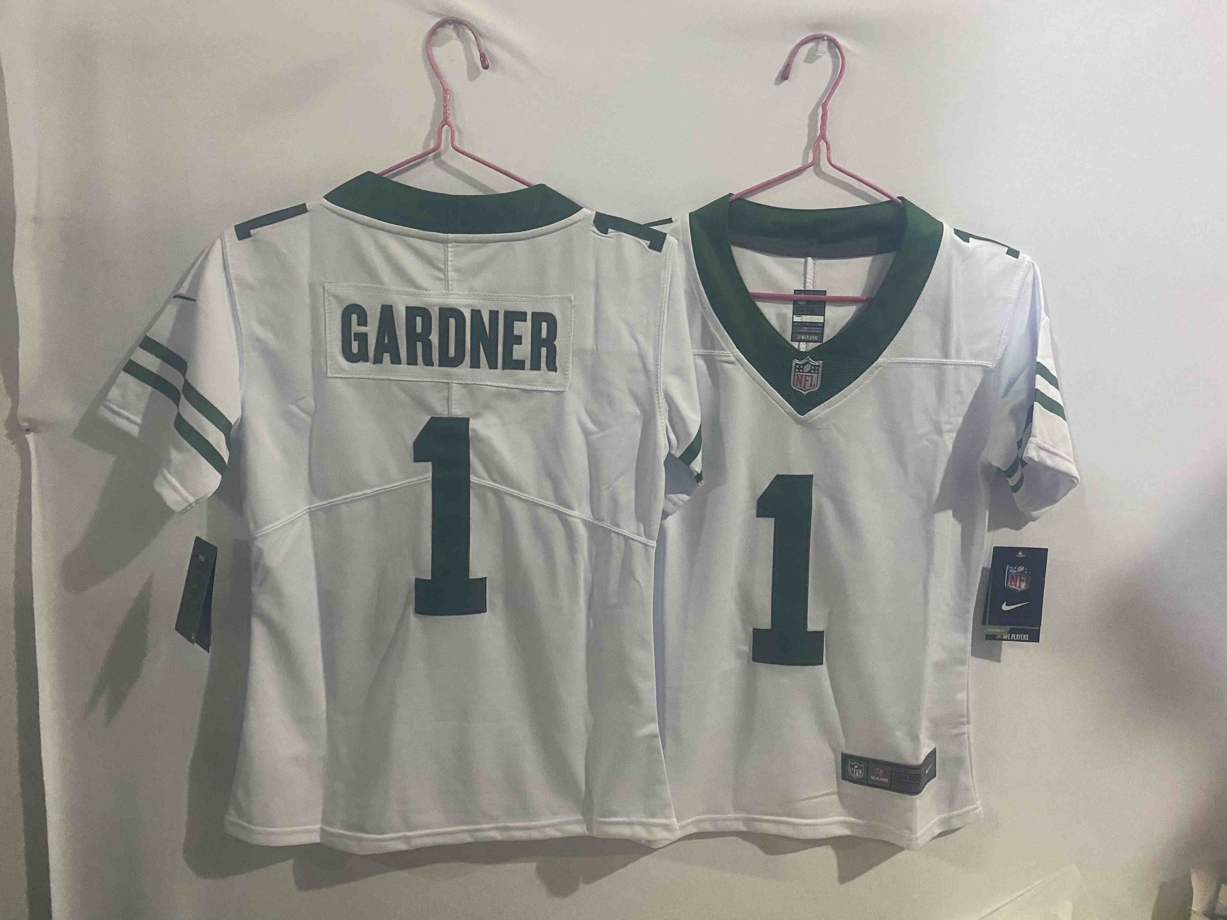 Women's New York Jets #1 Ahmad Gardner White Vapor Untouchable Limited Stitched Jersey 2