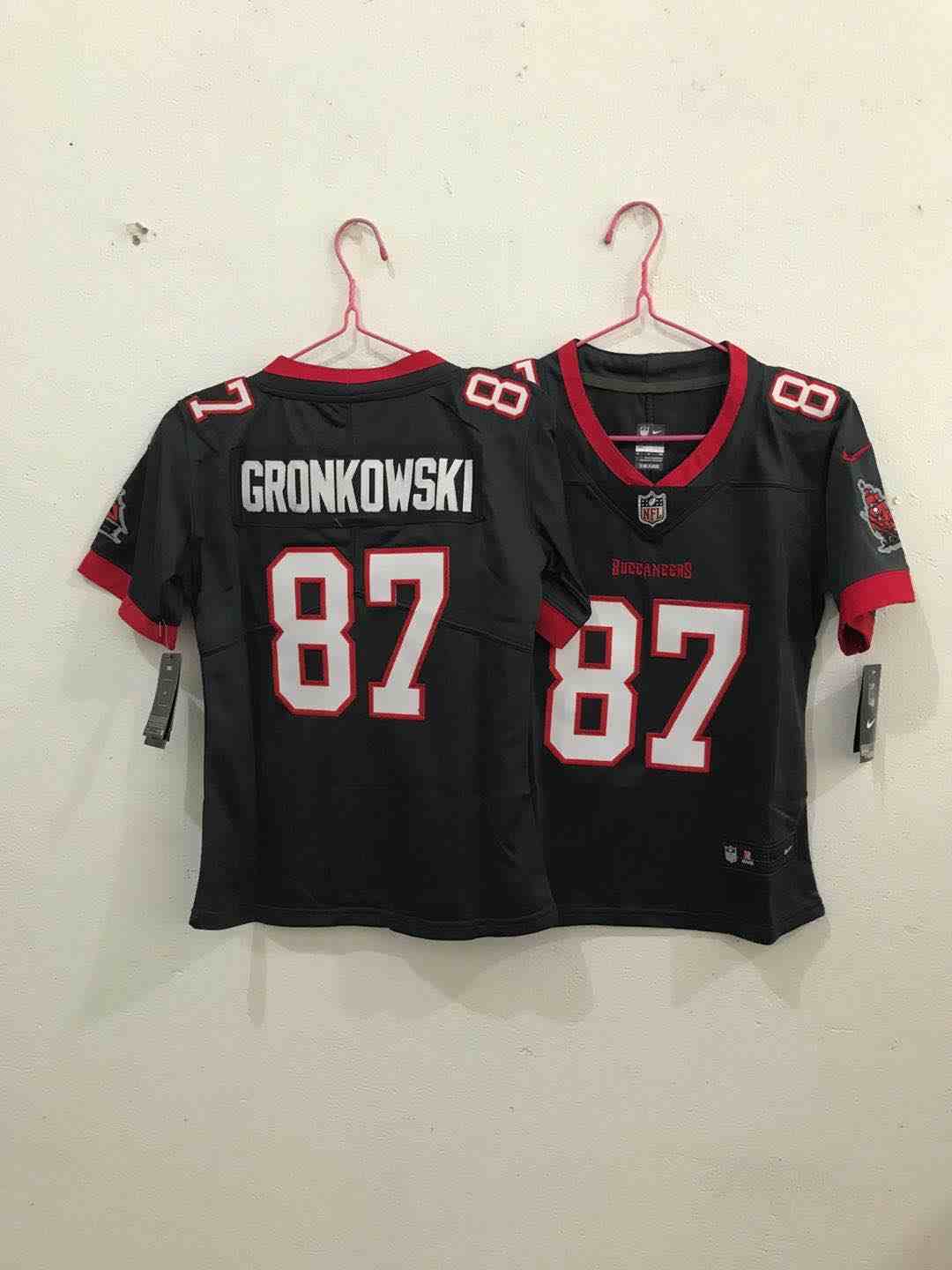 Youth Tampa Bay Buccaneers 87 Gronkowski Gray Limited Jersey