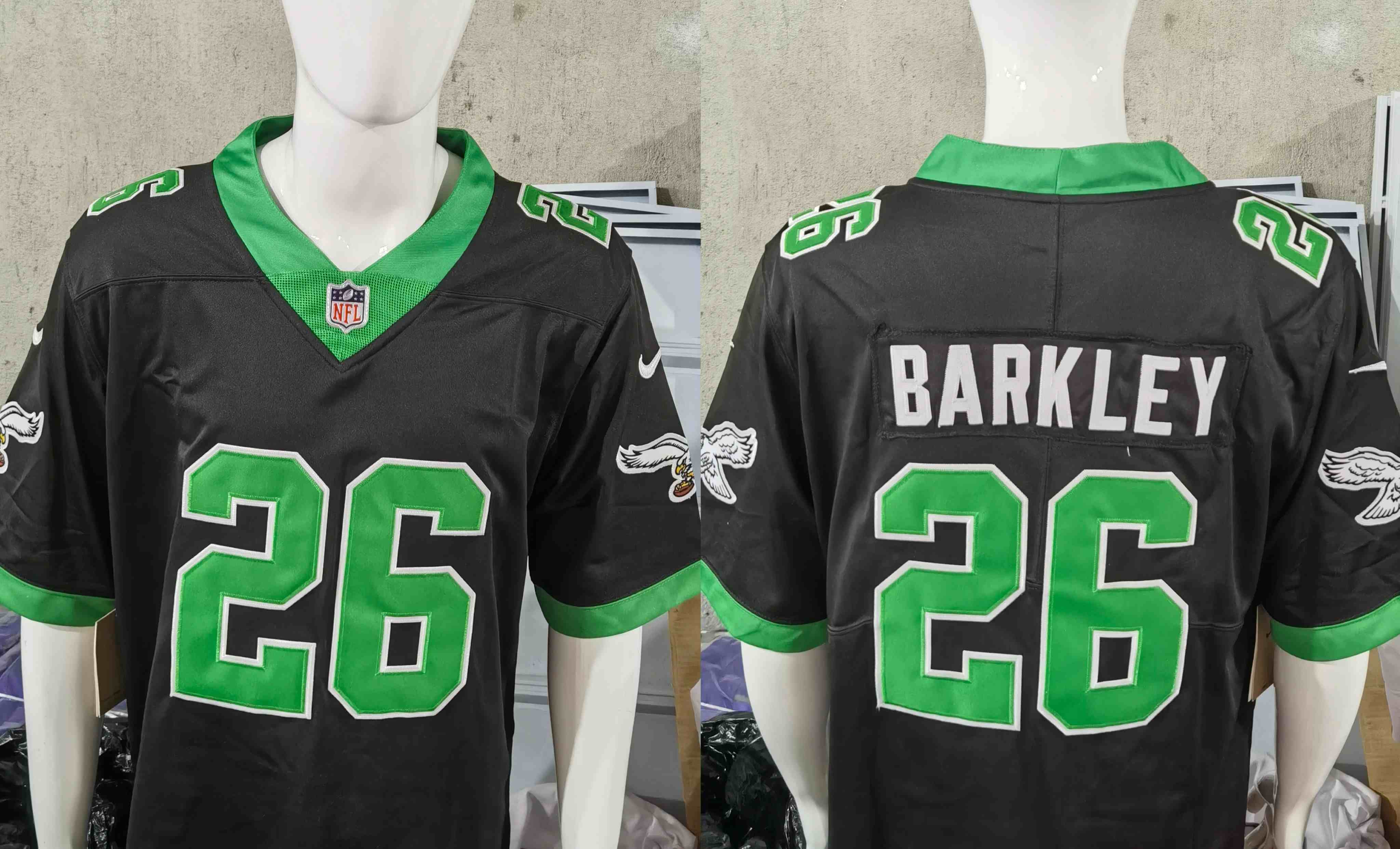 Men's Philadelphia Eagles #26 Saquon Barkley Black Vapor Limited Throwback Stitched Jersey