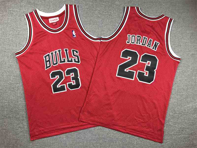 Youth Chicago Bulls #23 Michael Jordan 1997-98 Red Hardwood Classics Jersey