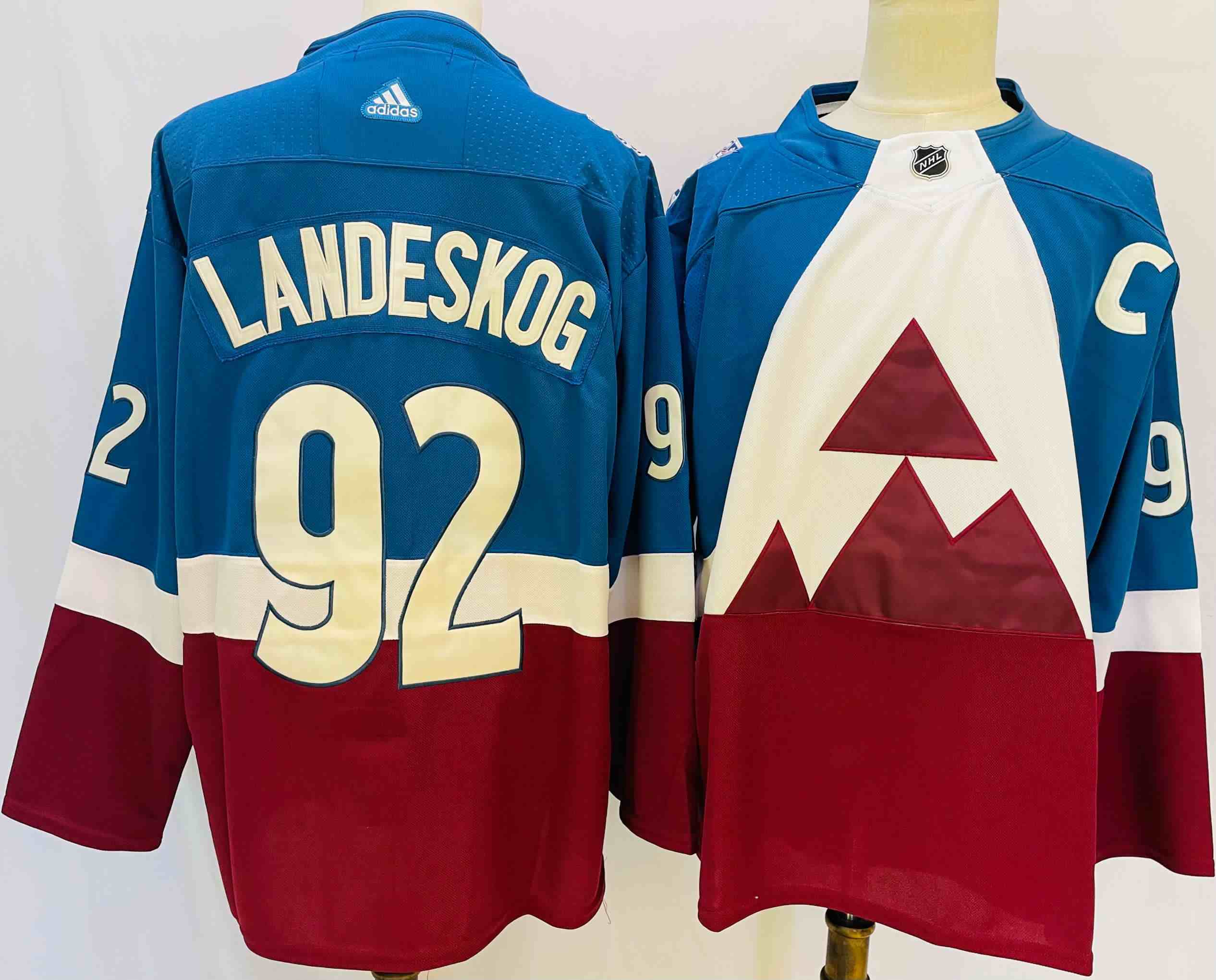 Mens Nhl Colorado Avalanche #92 Gabriel Landeskog Blue 2020 Stadium Series Stitched Adidas Jersey
