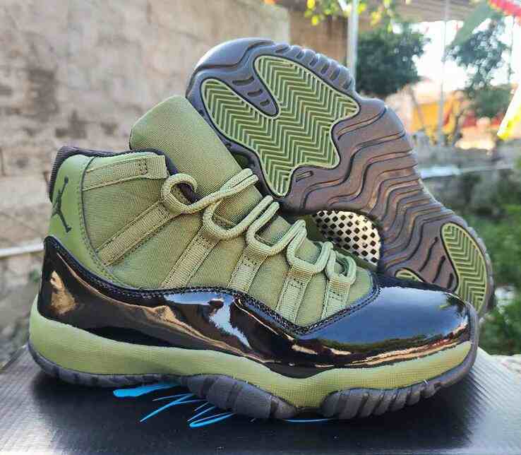 Air Jordan 11 Black Green us7-us13 Men's shoes
