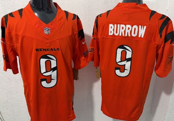 Men's Cincinnati Bengals #9 Joe Burrow Orange Limited F.U.S.E. Special Vapor Untouchable Limited Stitched Football Jersey